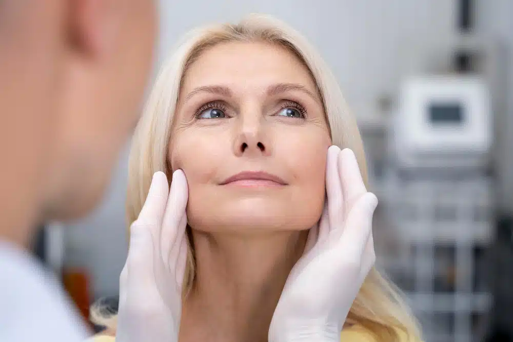 Peptidi Anti-Age e MLV: una nuova era per la rigenerazione della pelle